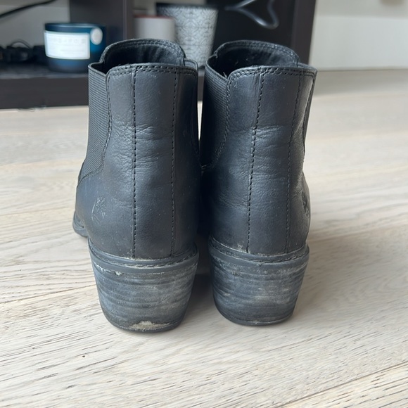 Timberland Women’s Chelsea boot - Picture 2 of 5